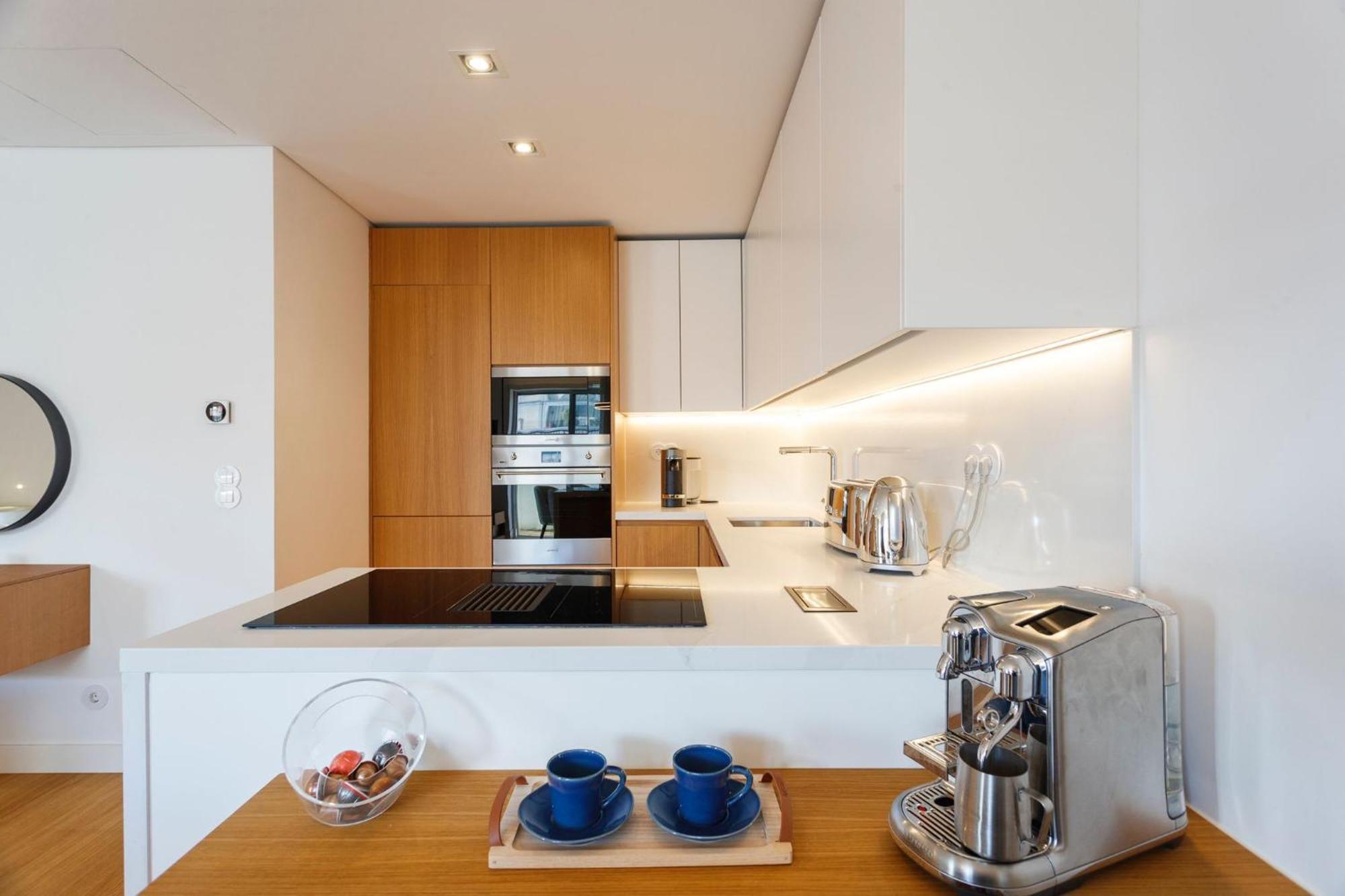 Luxury Suite With Balcony And Shared Accommodation In The Parque Eduardo VII Area Lissabon Exterior foto